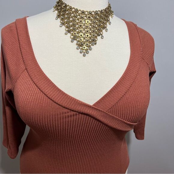 NWOT Nordstrom Astr The Label Rust Criss Cross Banded V-Neck‎ Bodysuit - XL - Picture 4 of 11